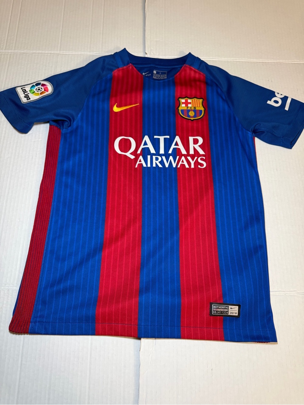 Nike Barcelona Soccer Jersey 2016 Kids Youth Size M